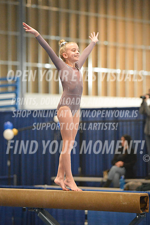 2023-CoastalRealm-Session5-PeakGymnastics-Bars-005