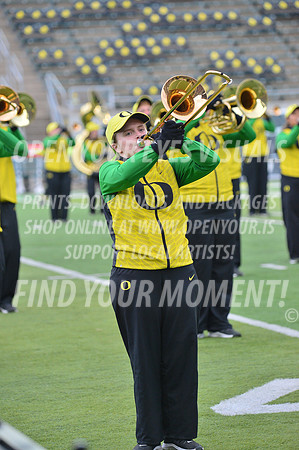 2018-Autzen-R1-OregonMarchingBand-036