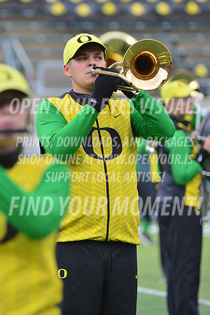 2018-Autzen-R1-OregonMarchingBand-059